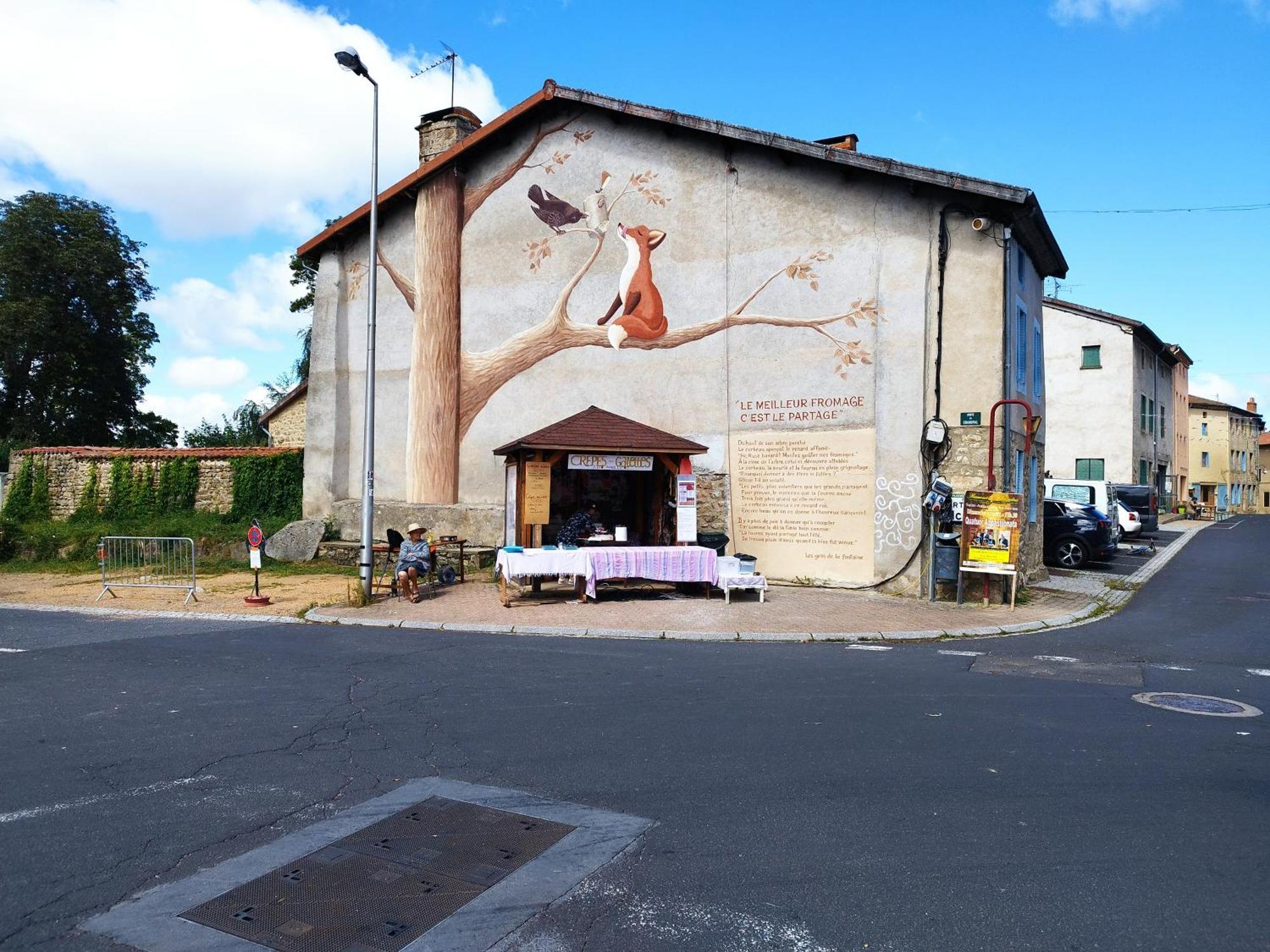Jolie Maison De Bourg Tout Equipee 10Km D'Ambert Saint-Amant-Roche-Savine Chambre photo